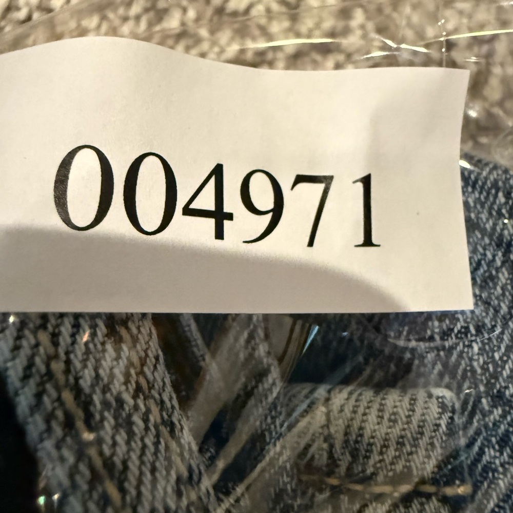 American  Eagle Jeans Womens 20 Blue Regular Mom Jean Distressed Pockets - Picture 11 of 11